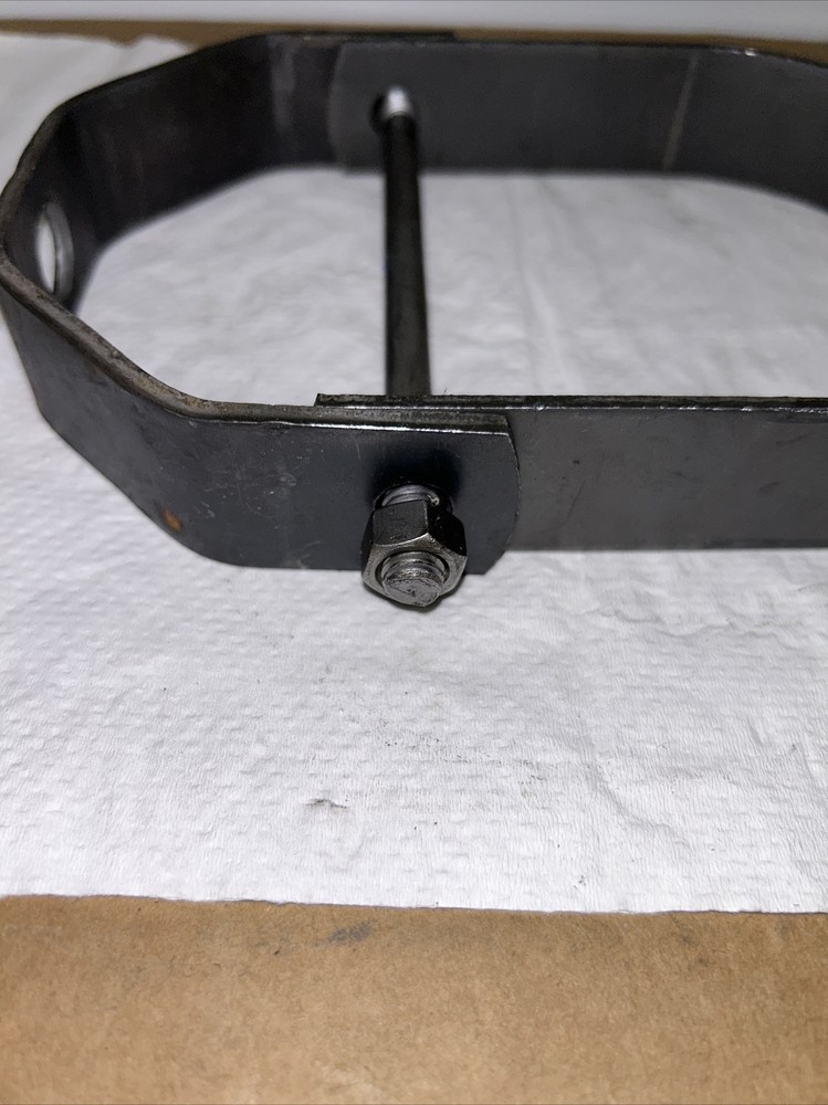 Pipe Hanger 4”