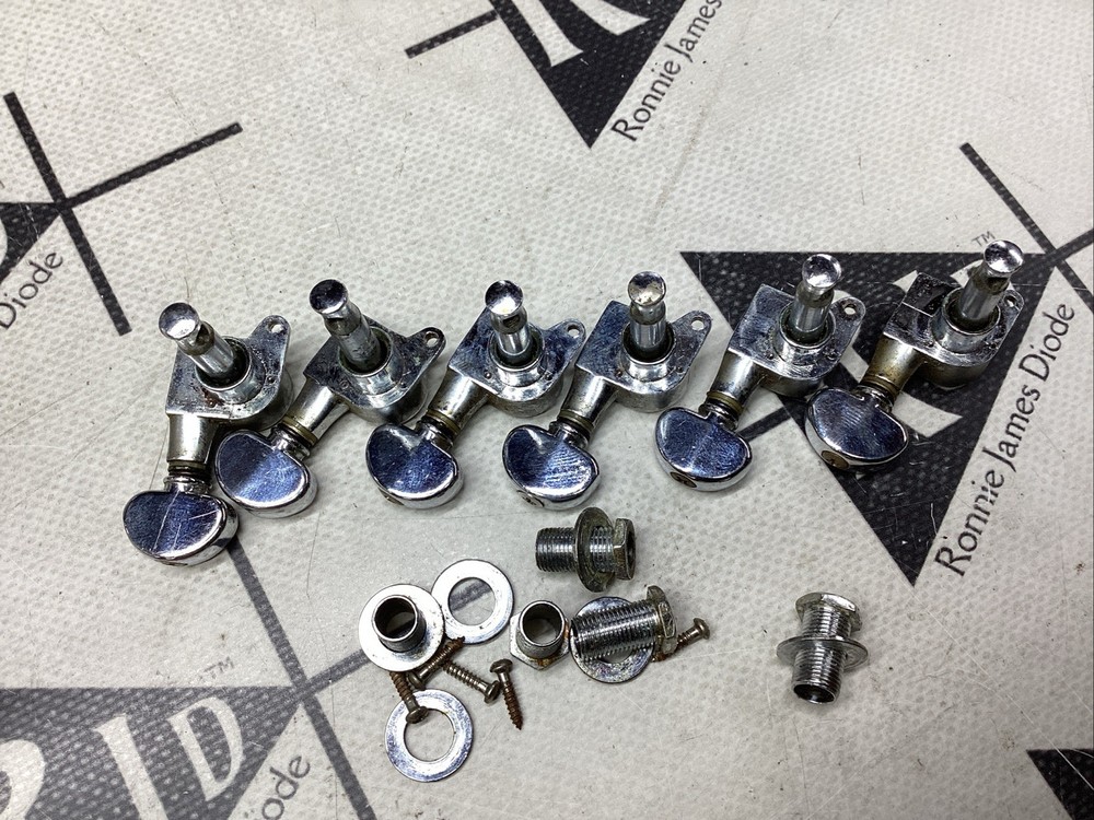 80’s Inline Right Hand Low Tab Tuners Set Chrome