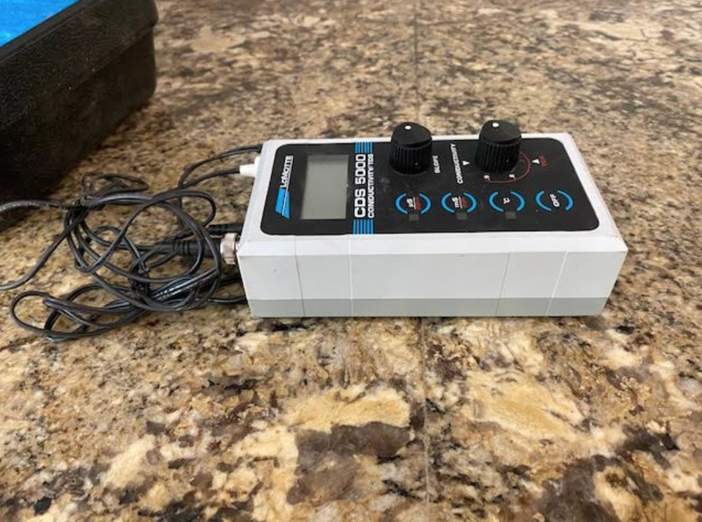 Lamotte cds 5000 - conductivity meter