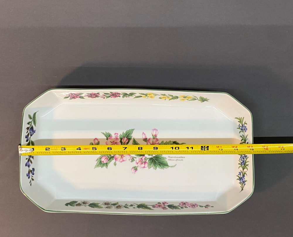 Royal Worcester WORCESTER HERBS 15" Rectangular Baker ~ Marshmallow