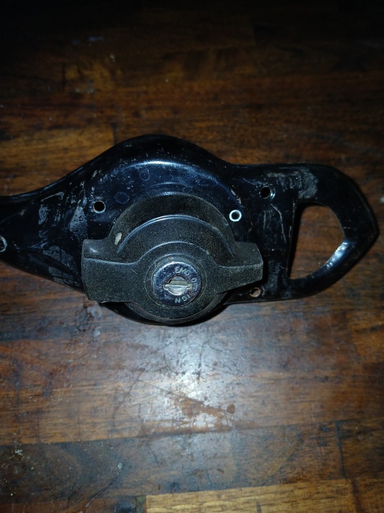 LUCAS KEY IGNITION SWITCH. BSA BANTAM INDIAN BRAVE
