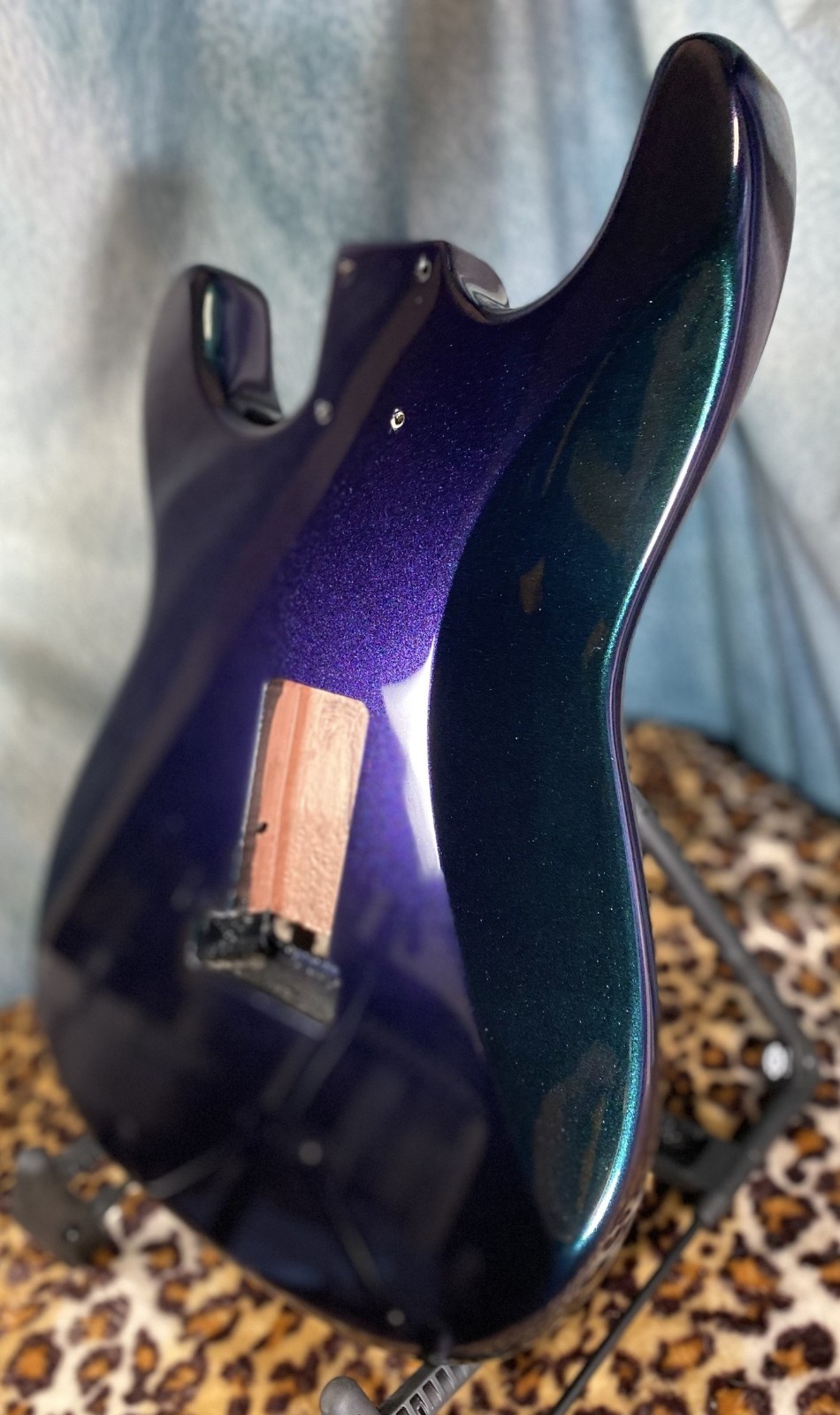 Stunning Chameleon Blue/Teal/Purple Fender Stratocaster HSH Alder Replacemt Body
