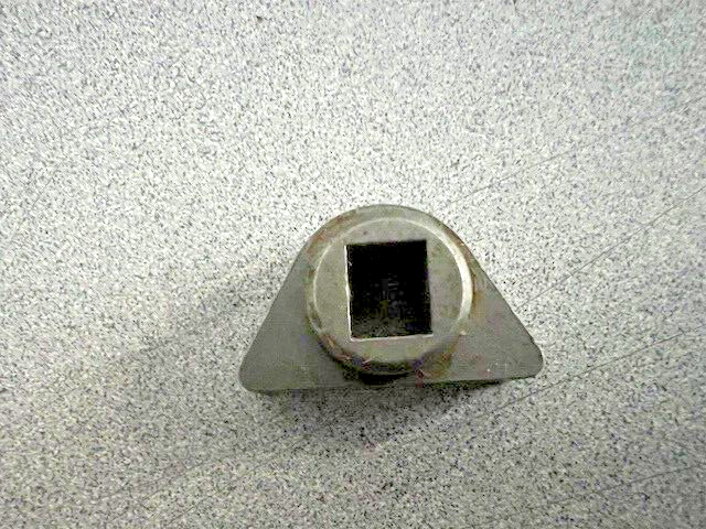 YALE SECURITY 8700KK INSIDE OR OUTSIDE HUB (DEPENDING ON FUNCTION FOR KNOB