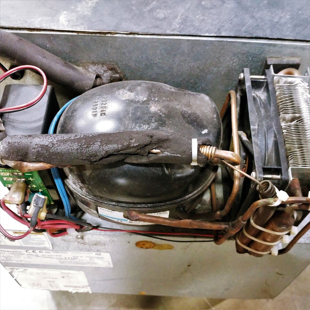 Damaged Dometic Truck Refrigerator M/N 750000005