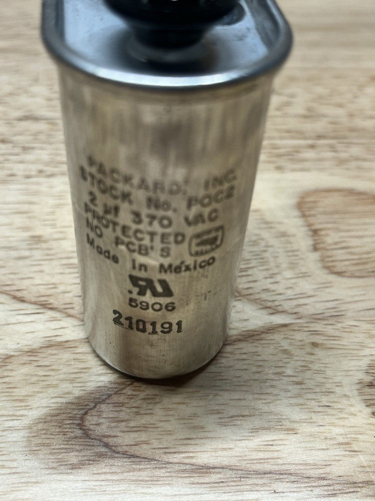 Packard POC2 Oval Run Capacitor 370V