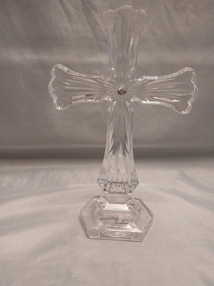 Nobel  Lead Crystal Cross