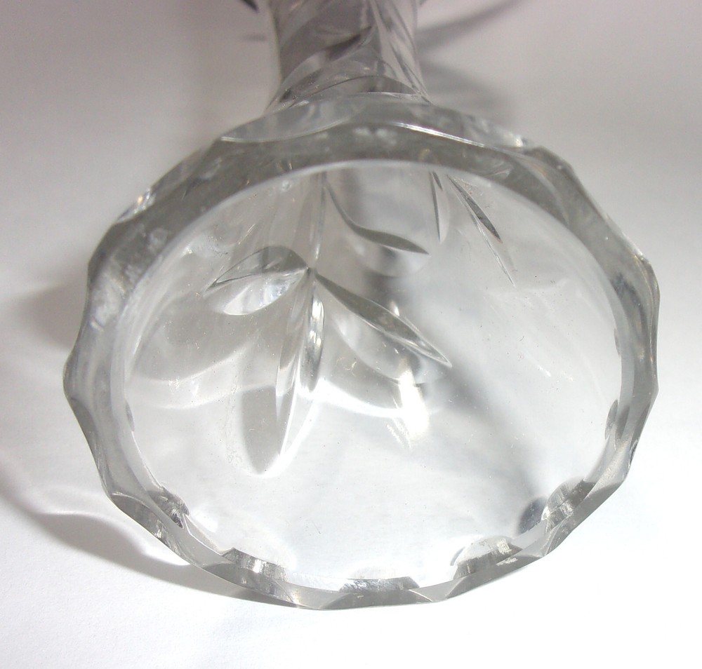 9.25" elegant clear pressed glass bud vase with flared rim & vining leaf pattern