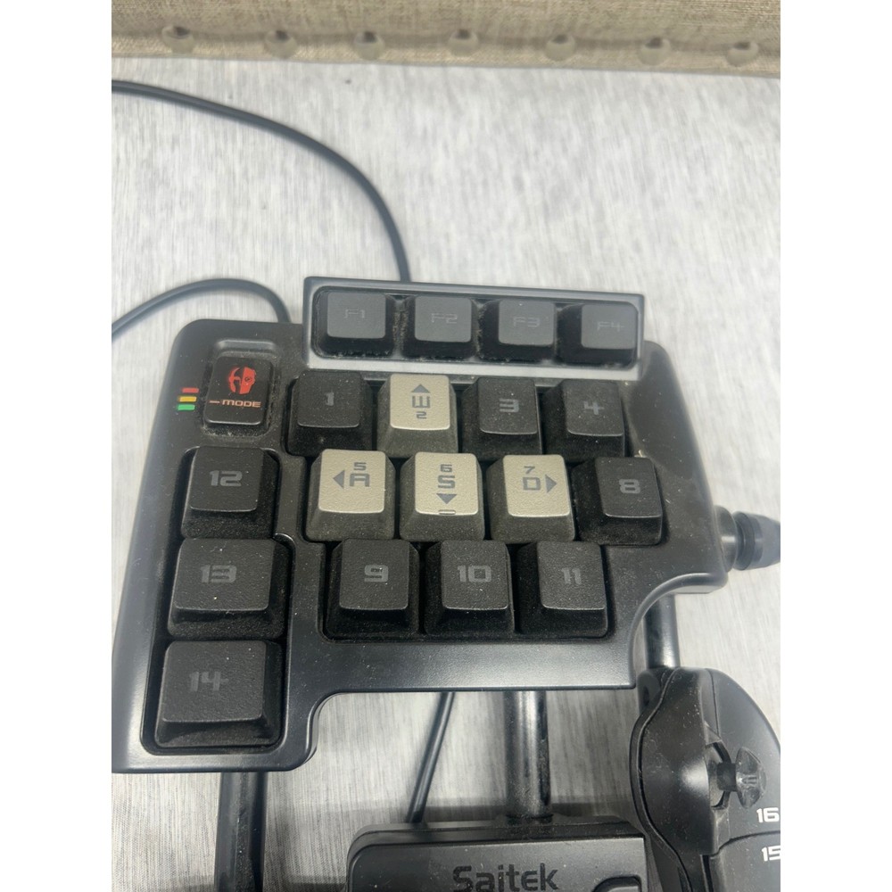 Saitek Cyborg Command Unit PC Gaming Keypad Programmable USB Wired Black CCU01