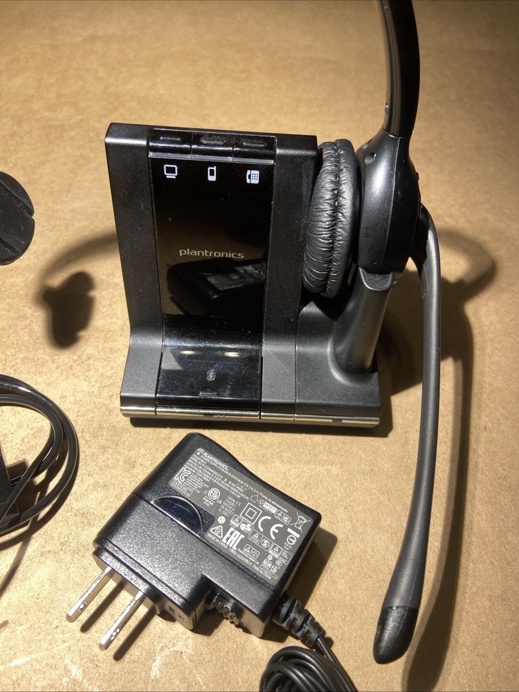 Plantronics AL8-WO2 81242 Wireless Headset System Base & Headset