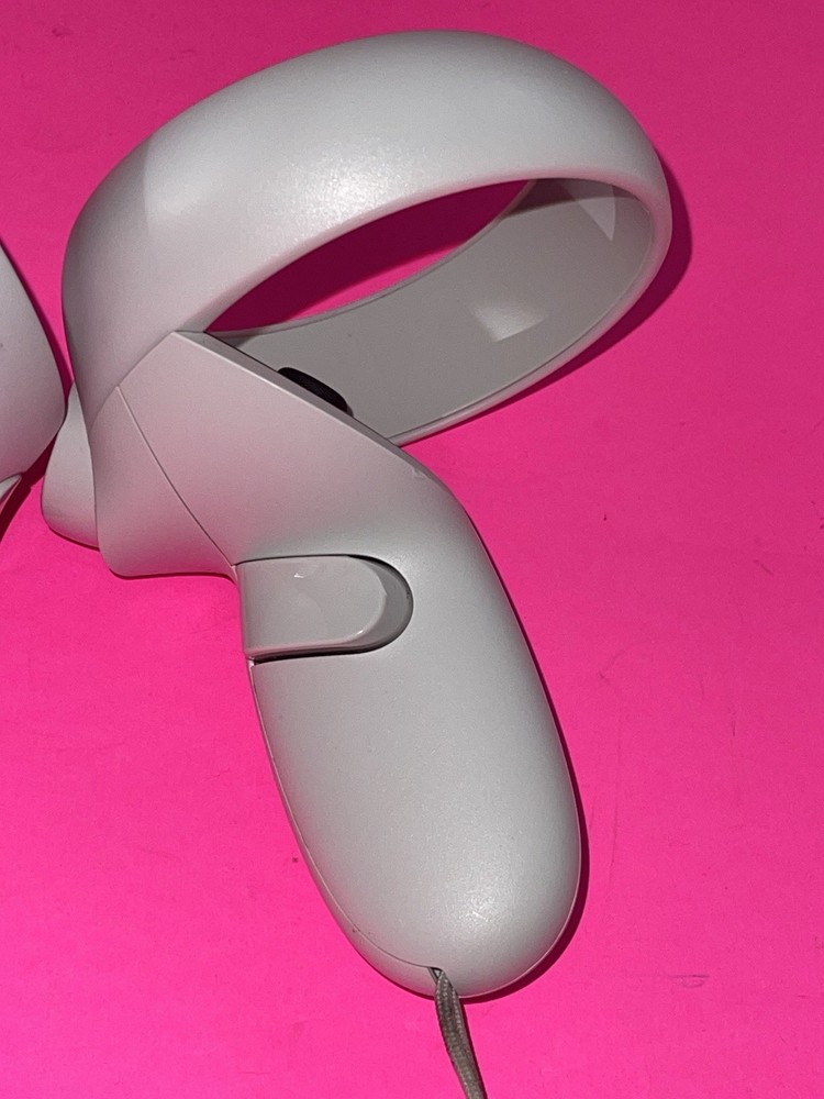 Meta Oculus Quest 2 Controllers Pair - Good Condition