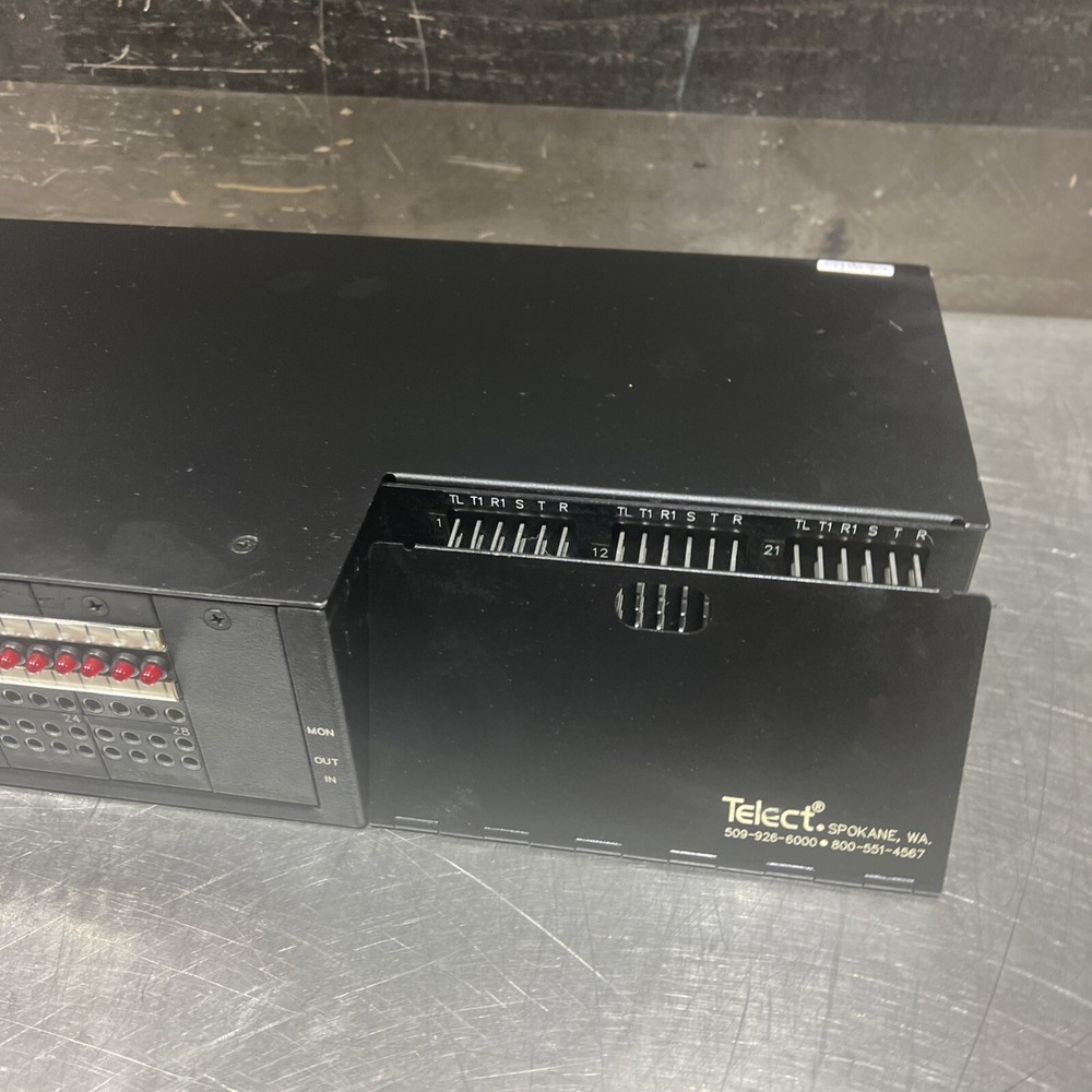 Telect 010-0128-0001 DSX1 PANEL 28-Termination Used Surplus