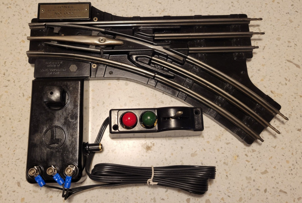 Lionel 022 Switch Right Refurbished, with rewired Controller, Lantern, FV plug