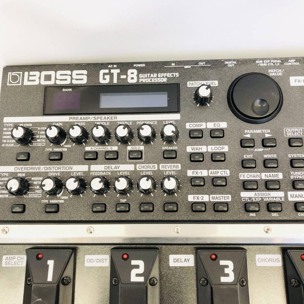 BOSS GT-8 Guitar Effects Processor Multi Effect Pedal w/AC Adapter Tested JAPAN