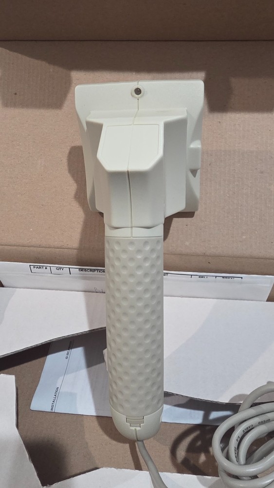 FEIG Electronic ID ISC.PRH101-USB HF RFID Handheld Reader – Industrial RFID Scan