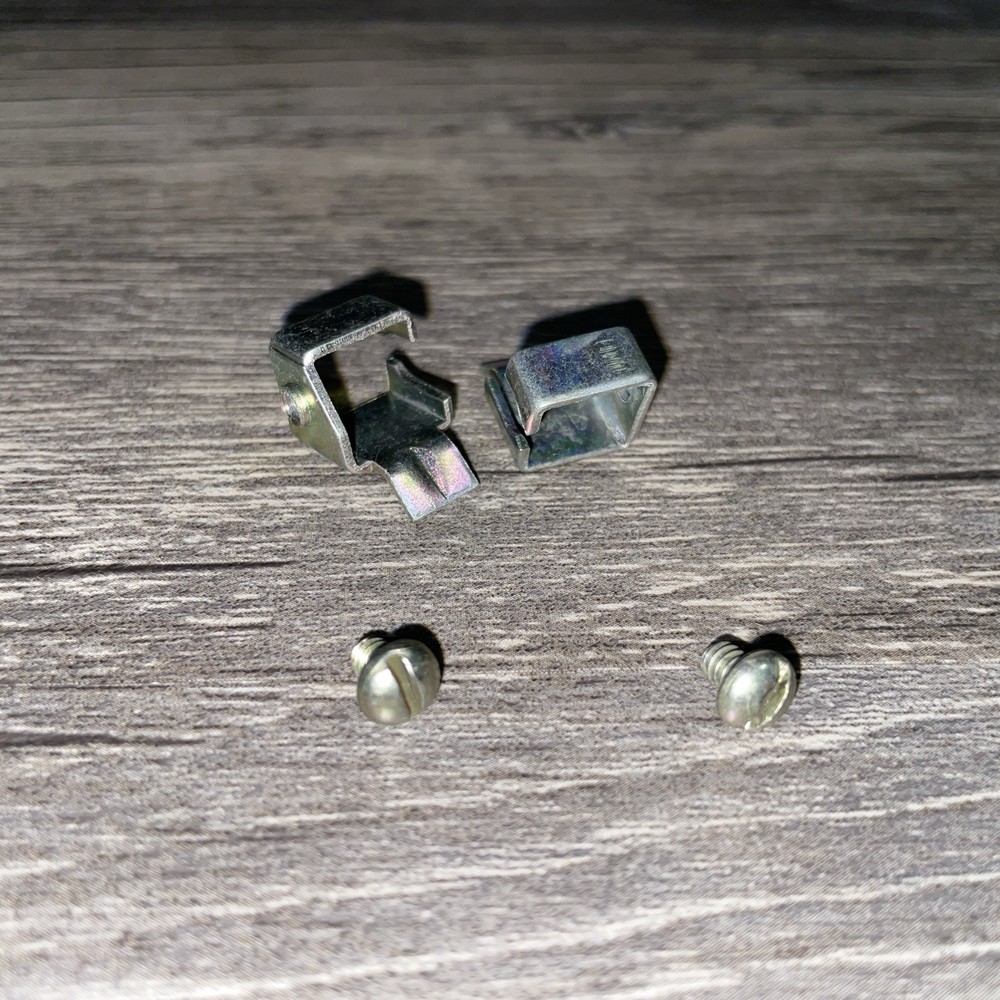[2 Pack]Square D #QO 1LO Handle Locking Clamps