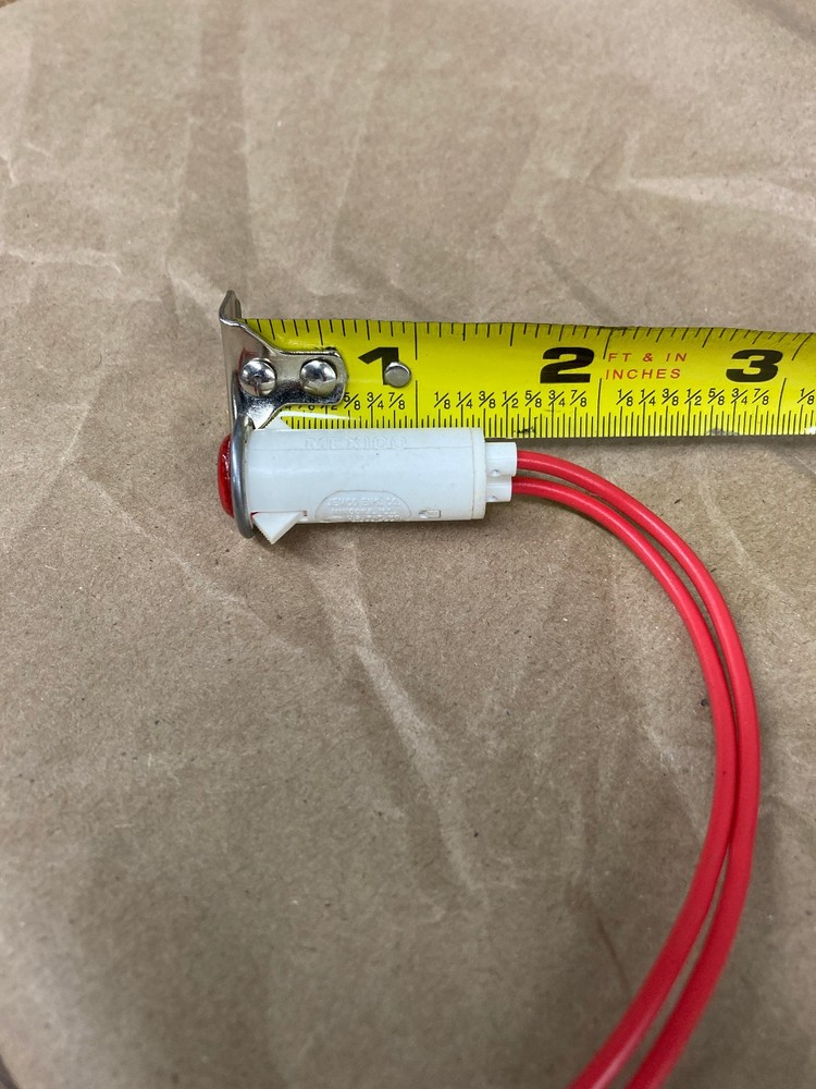 JEMCO RED INDICATOR LIGHT 250V 1/3W