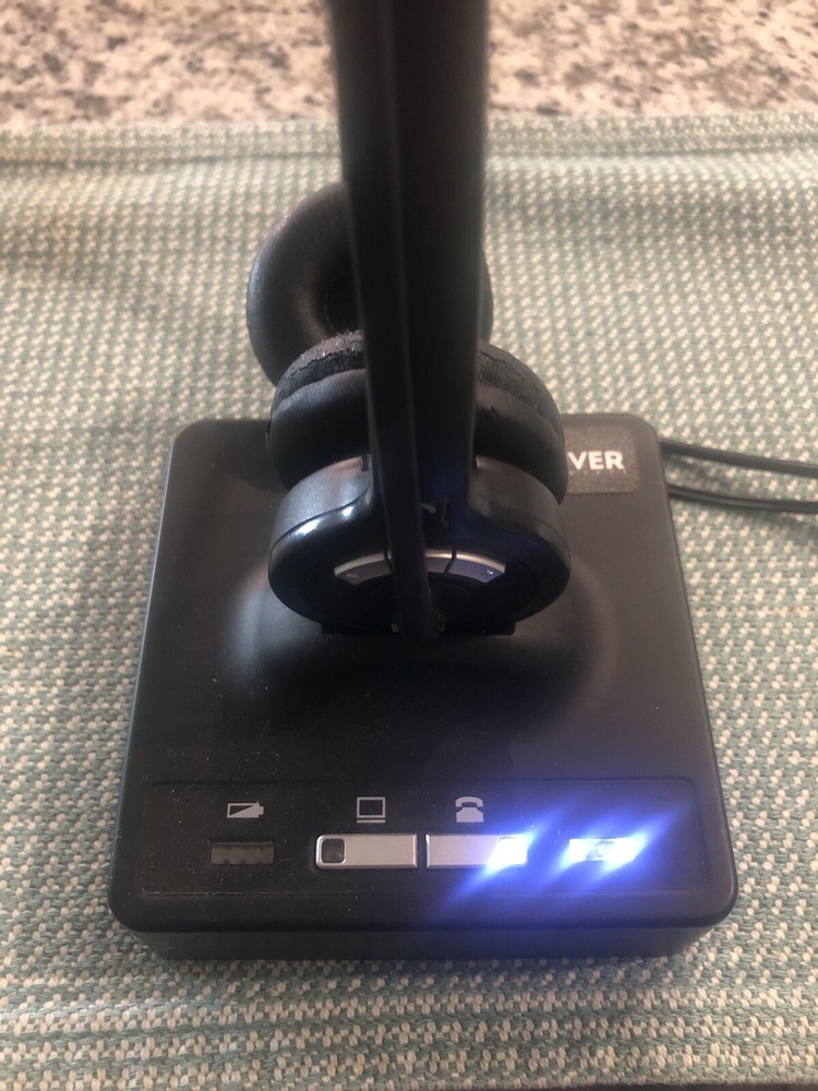 Discover Headset Cordless Dual Speaker - READ CONDITION CAREFULLY