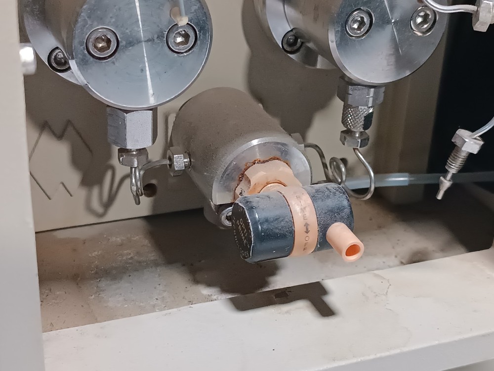 Millipore - Waters 600 Multisolvent Delivery System - Fluid Unit