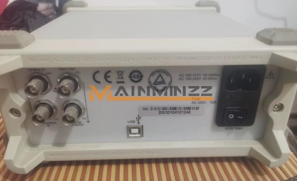 ONE USED RIGOL DG1022 FUNCTION/ARBITRARY WAVEFORM GENERATOR 25 MHz,2CHANNEL