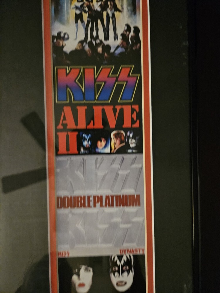 RARE KISS 2005 The First Decade 24KT Gold Plated Record Limited Edition 151/2500