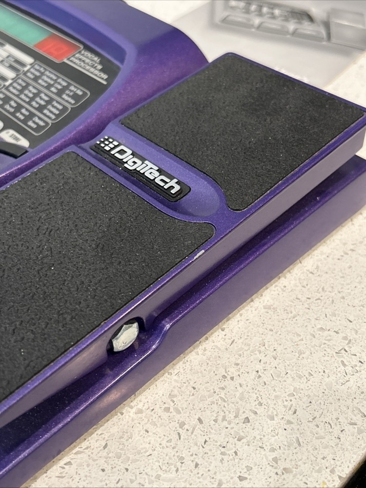 DigiTech Vocal 300 Vocal Multi-Effects Complete Box