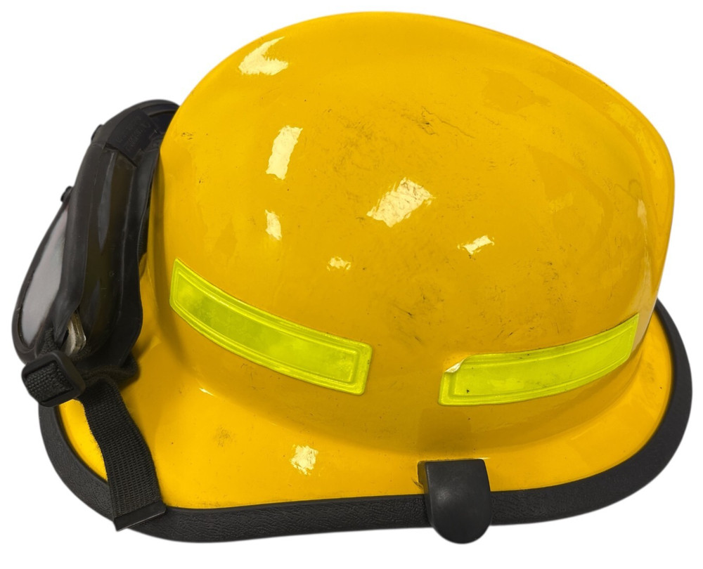 Cairns 660C Yelllow Firefighters Helmet
