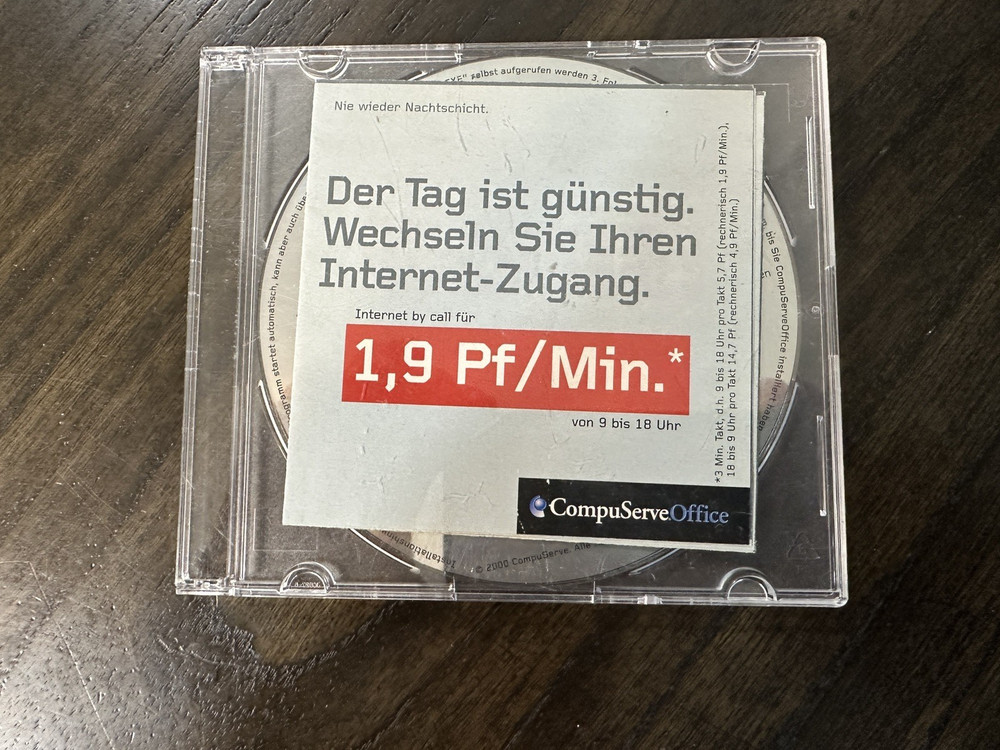 CompuServe 2000 GERMAN LANGUAGE PC Internet Software Vintage