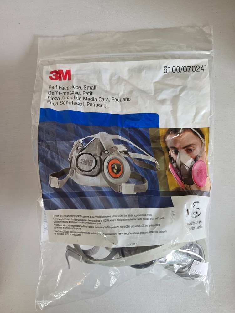 3M 6100 Small Respirator Reusable Half Face Mask