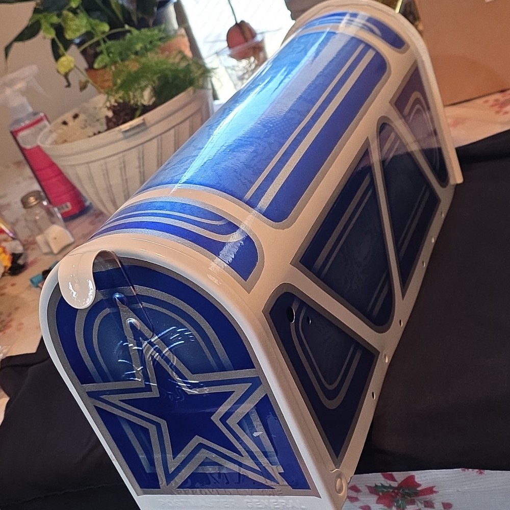 Dallas Cowboys Custom Painted Mailbox