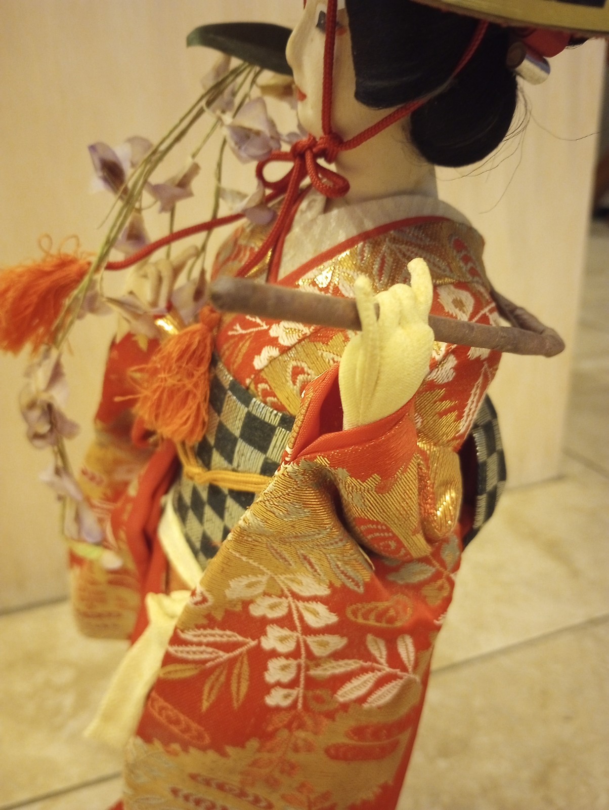 Vintage Nishi & Co. Japanese Geisha Musical Rotating Base