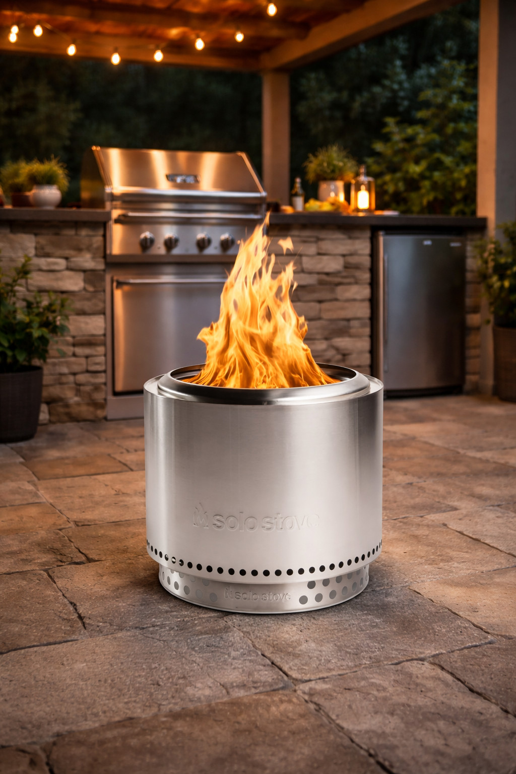 Solo Stove Bonfire 2.0 - 19.5 Inch Smokeless Fire Pit w/ Removable Ash Pan New