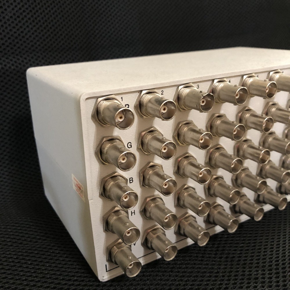 Inline IN3556 RGBHV Analog Switcher 6 inputs. power on. untested