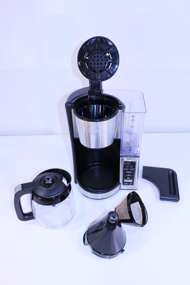 Ninja CE251 Coffeemaker 12-Cup Automatic Coffee Maker Pot Programmable Cafetière
