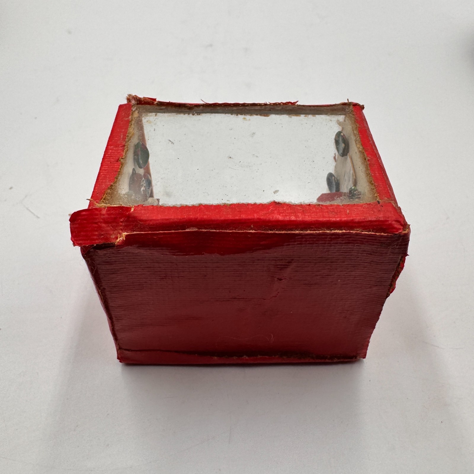 Vintage Handmade Mexican Folk Art Diorama Miniature Kitchen Scene Red Shadowbox