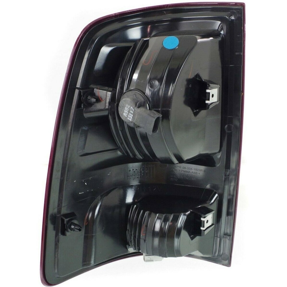 Tail Light Assembly Right Passenger Side Red Clear 55277414AF