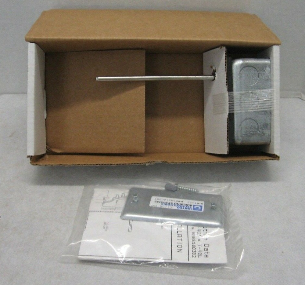 Duct Air Temperature Sensor Model T-42S United Technologies NOS