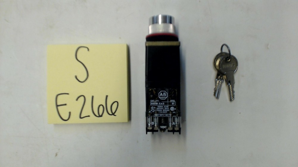 Allen Bradley 800MR-H31B A Switch with Keys