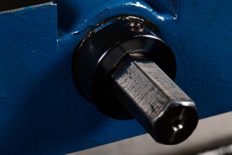 TEGARA 6 690V CNC Premium Milling Vise .0004 D688 NEW! R[