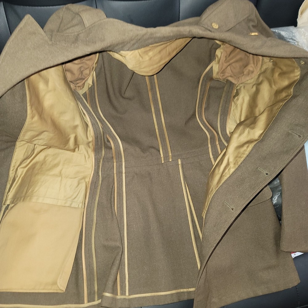 VINTAGE WW2 US ARMY JACKET 37L