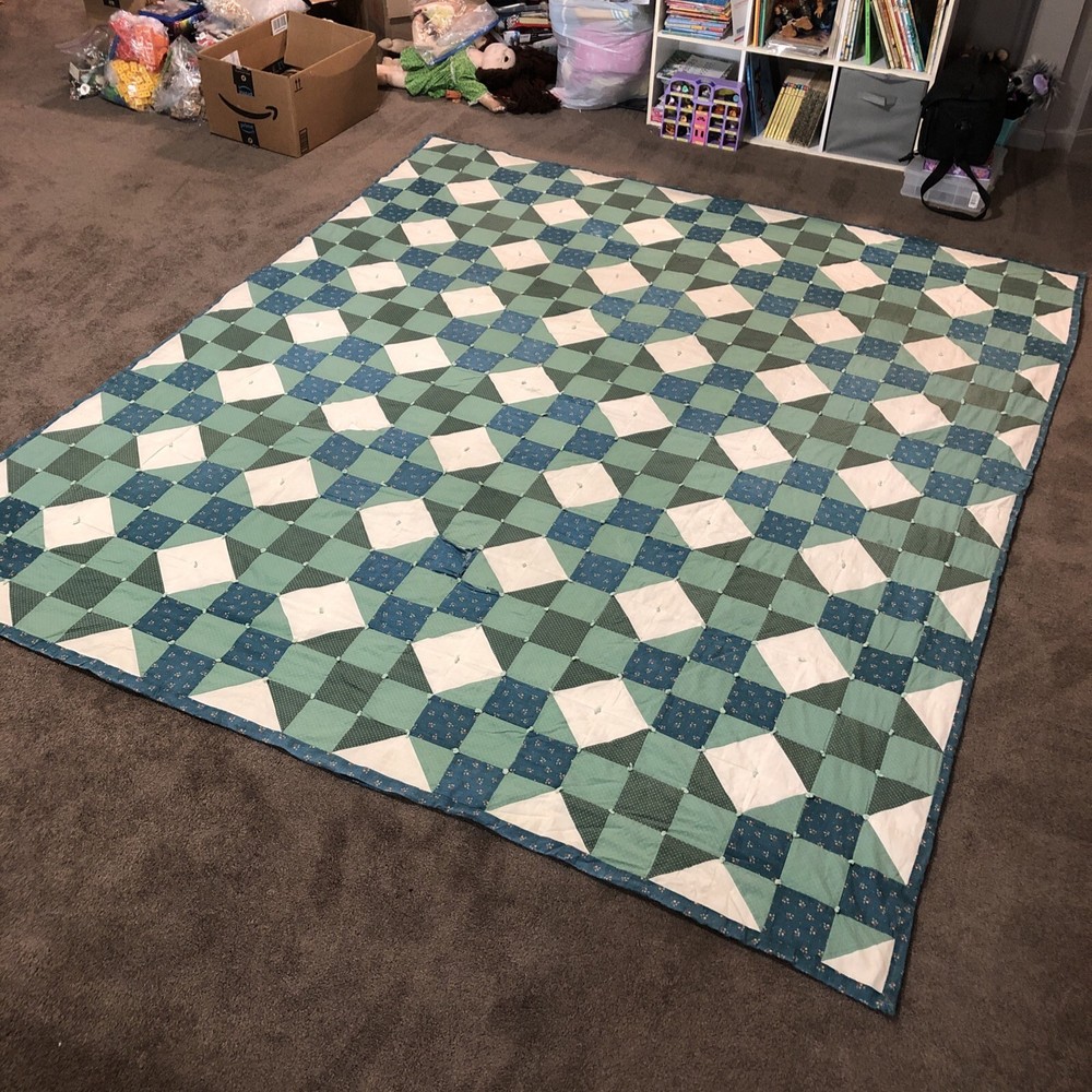 Handmade Patchwork Plaid Quilt Bedspread Blanket 94”x 82” Large