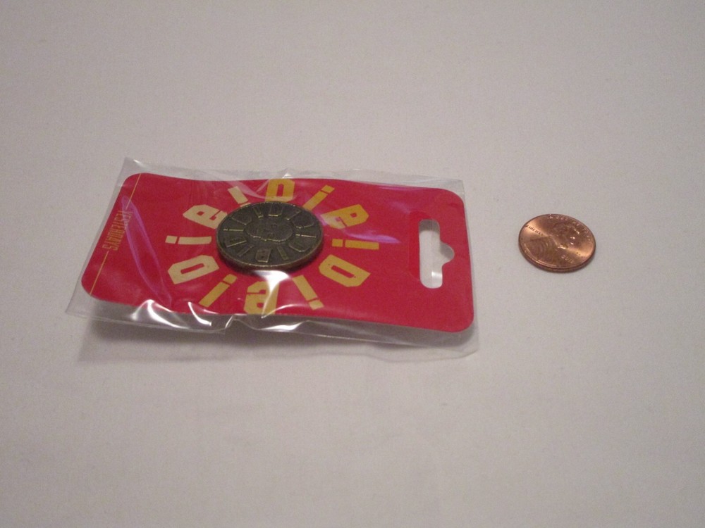 Yesterdays Skybound Die Die Die Logo Pin