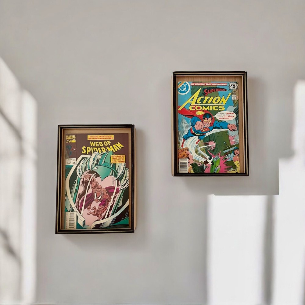 Comic Frame Sits On a Desk, Hangs On a Wall! PLUS it Stores 10-15 Comics!