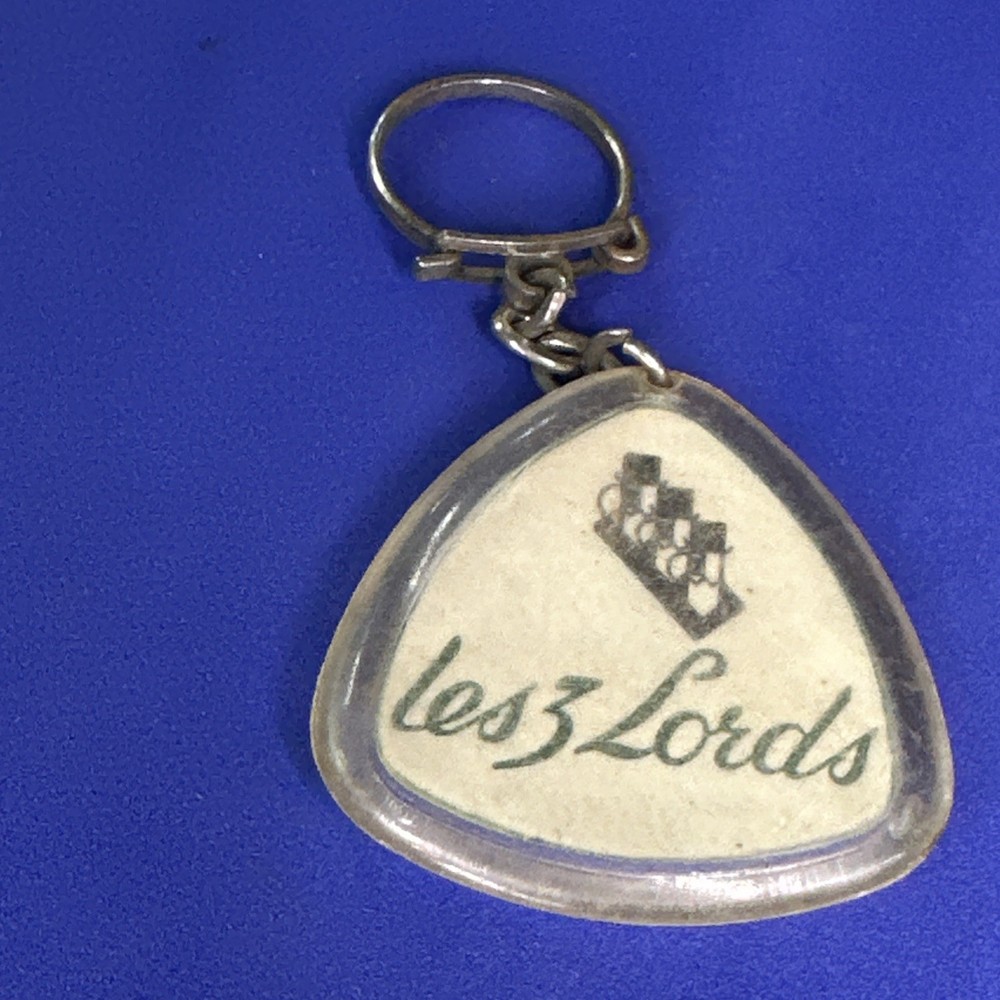 LES 3 LORDS - VINTAGE KEYCHAIN