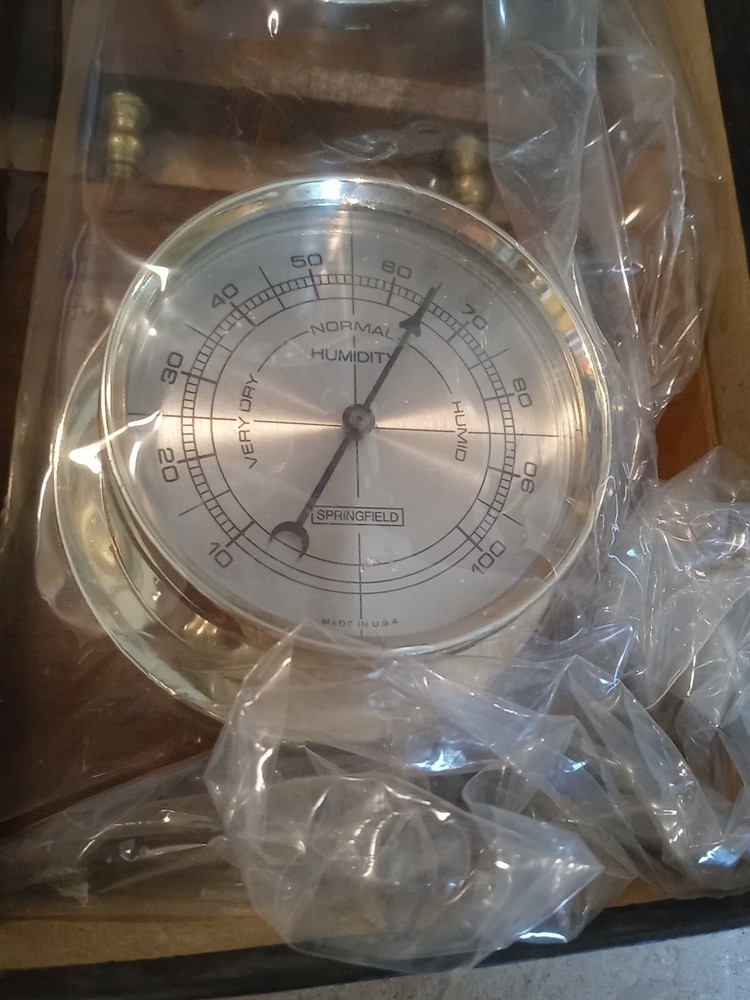 NOS Springfield Berometer