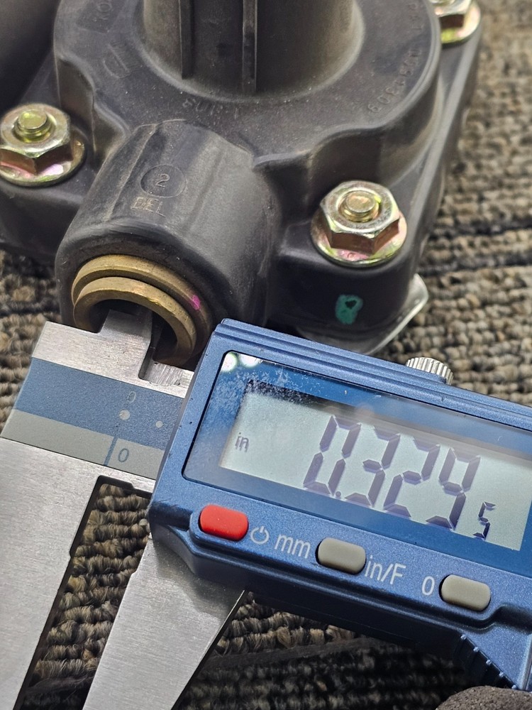 Bendix 3518868C2 Quick Release One Valve Pushlock