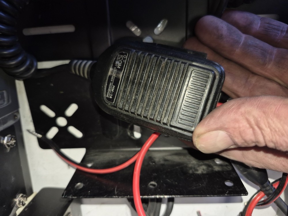 Icom IC901A UHF VHF Multiband Ham Radio. Complete Setup Includes Duplexer