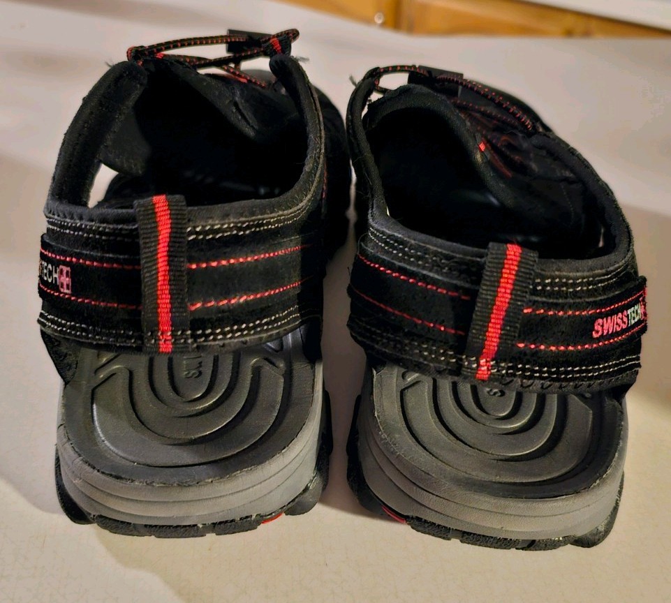 Swisstech Sandels Size 12