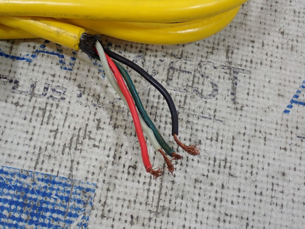 Mencom MIN-4FP-6 Cordset