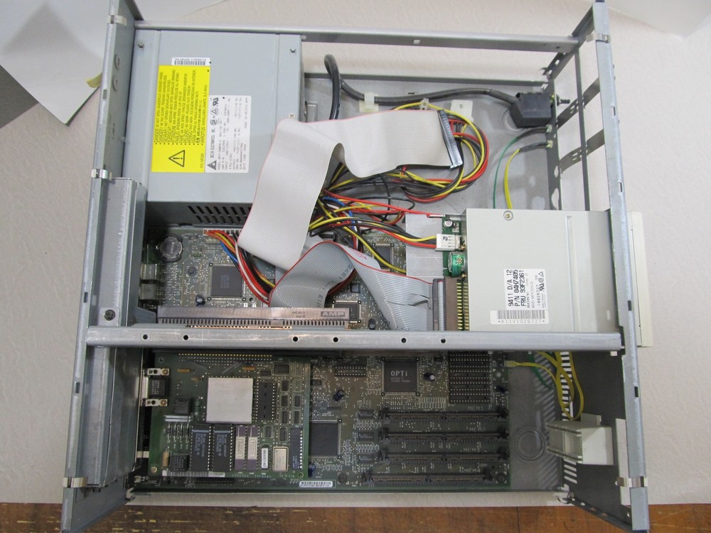 Vintage IBM ValuePoint 450DX2/Dp Computer ****Pls Read