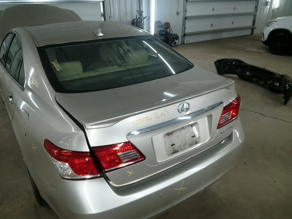 ES350 2012 High Mounted Stop Light 104836249